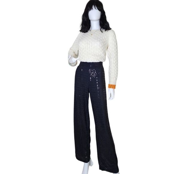 Anne Klein - Picture 10 of 15